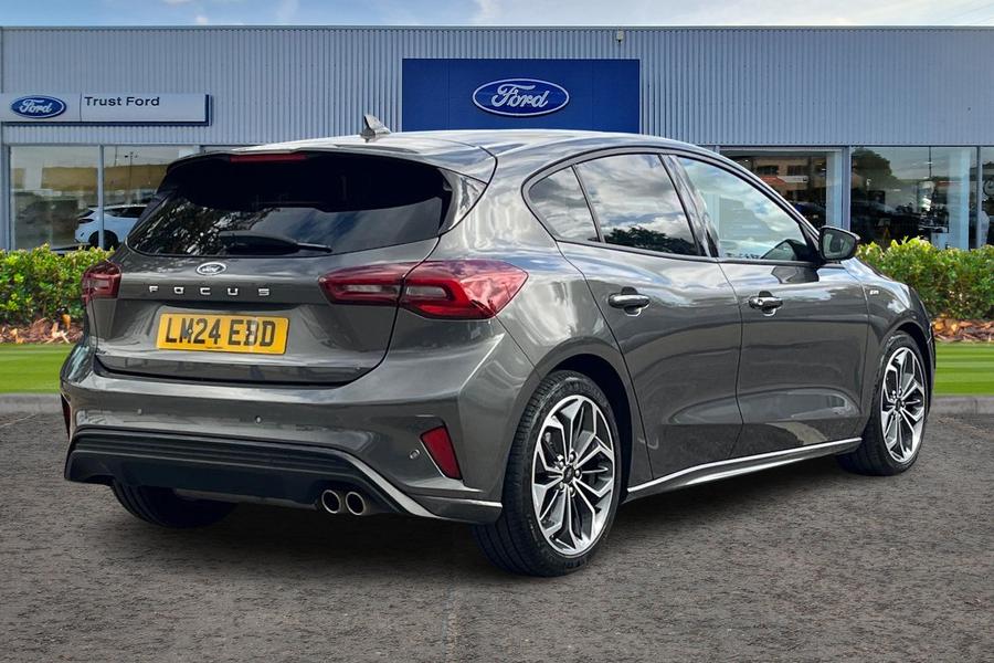 Ford FOCUS Photo autoimg-3f016fae706e897bb1a2fe767f8a8b3b6bdd501d.jpg