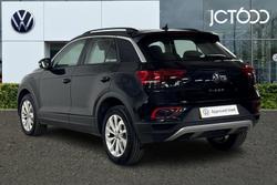 Volkswagen T-Roc Photo 3