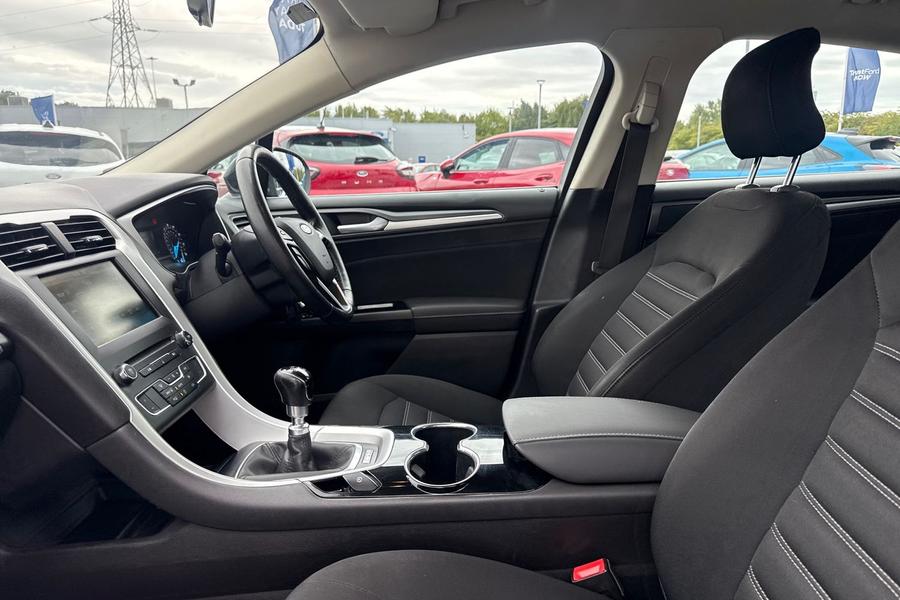 Ford MONDEO Photo autoimg-3f07a64214a2eb40dfd3787b8522df27fbfa30a0.jpg