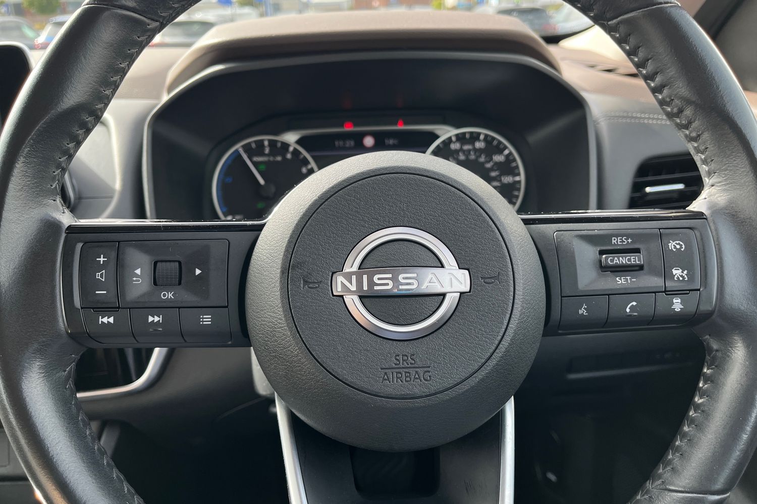 Nissan X-TRAIL Photo 11