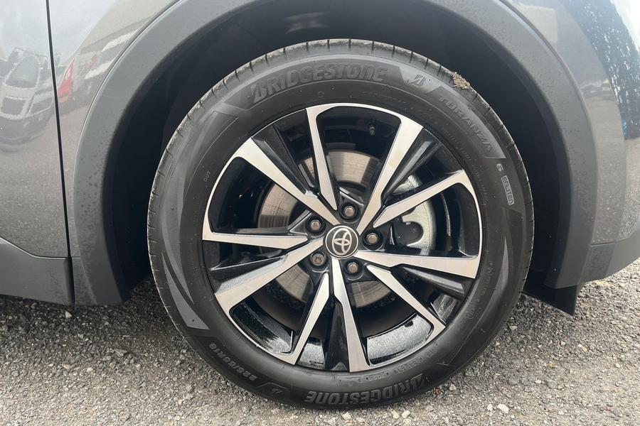 Toyota C-HR Photo autoimg-3f07dc2e97e3c48ba15c733c9ea244b5171017c5.jpg