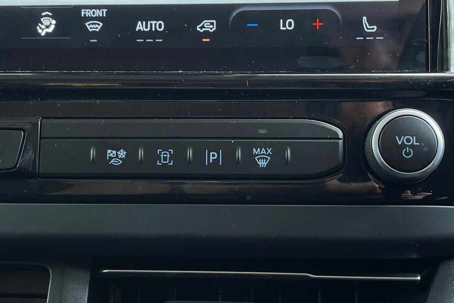 Used Ford E-Tourneo Custom EF25YPO 34