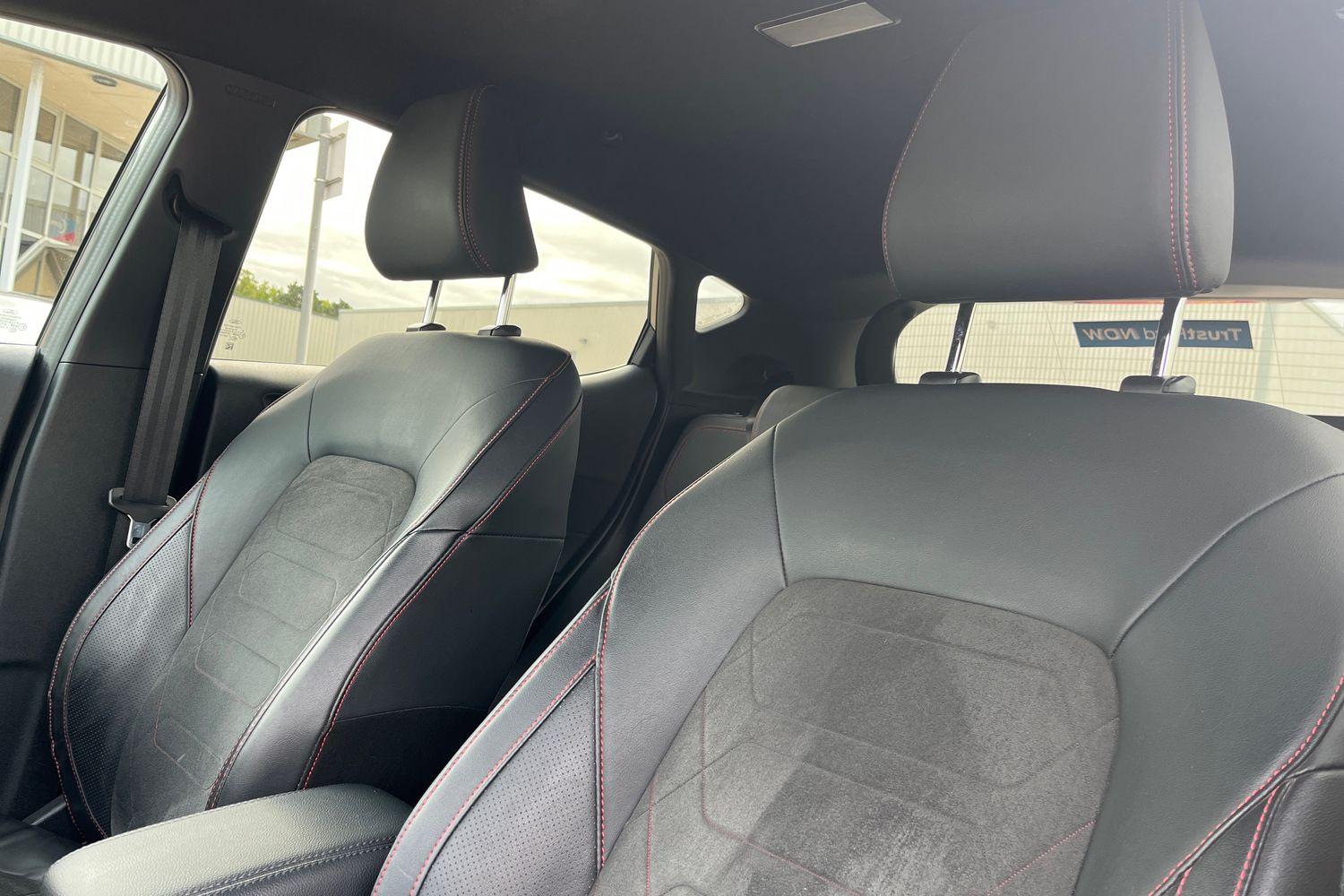 Ford Fiesta Photo 18