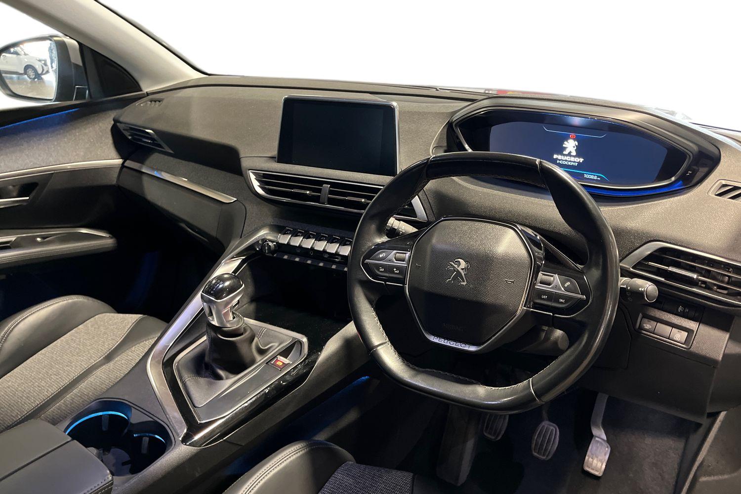 Peugeot 3008 Photo 8