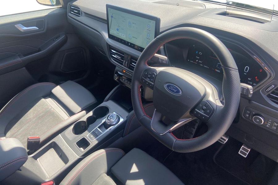 Ford Kuga Photo autoimg-3f11267664f34671cbd800fd198368e879acda80.jpg