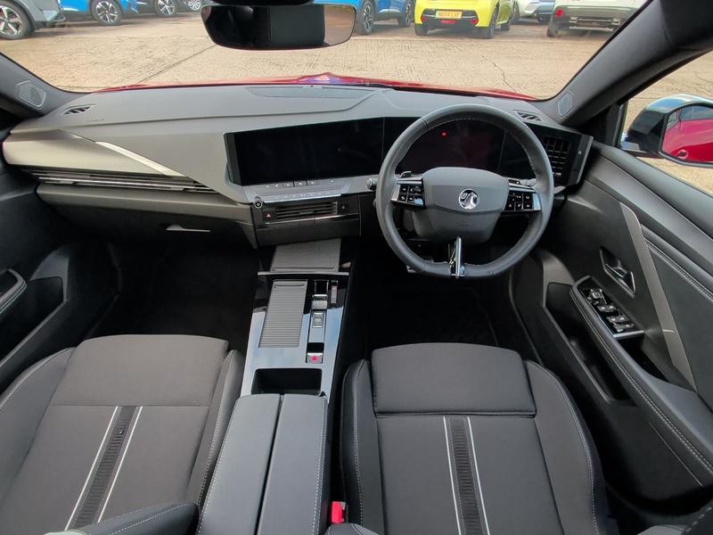 Used Vauxhall Astra BJ73UXY 13