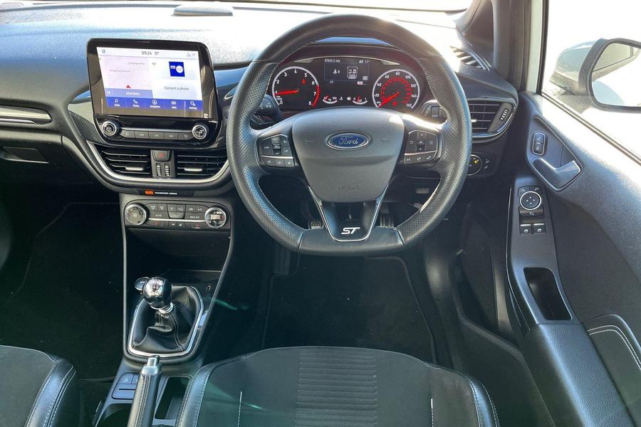 Ford FIESTA Photo autoimg-3f1877ba457da693c52159ca7885e1fe47cc2b08.jpg