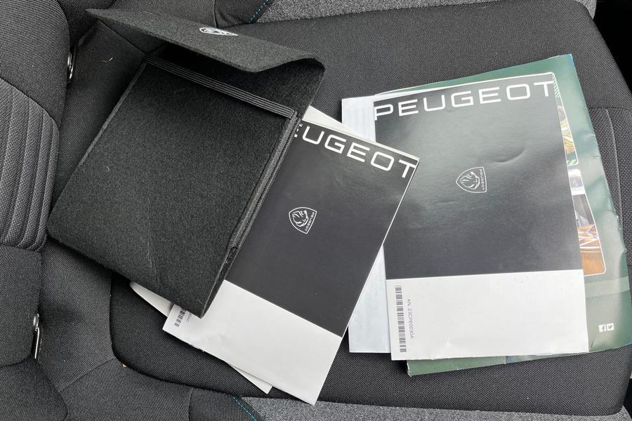 Peugeot 3008 Photo autoimg-3f1a5fe734a47f746f58c155113dc7d16048cb68.jpg