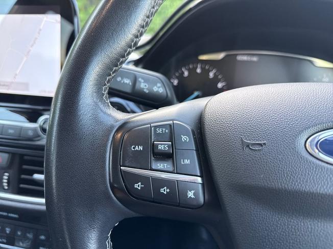 FORD Fiesta Photo 16