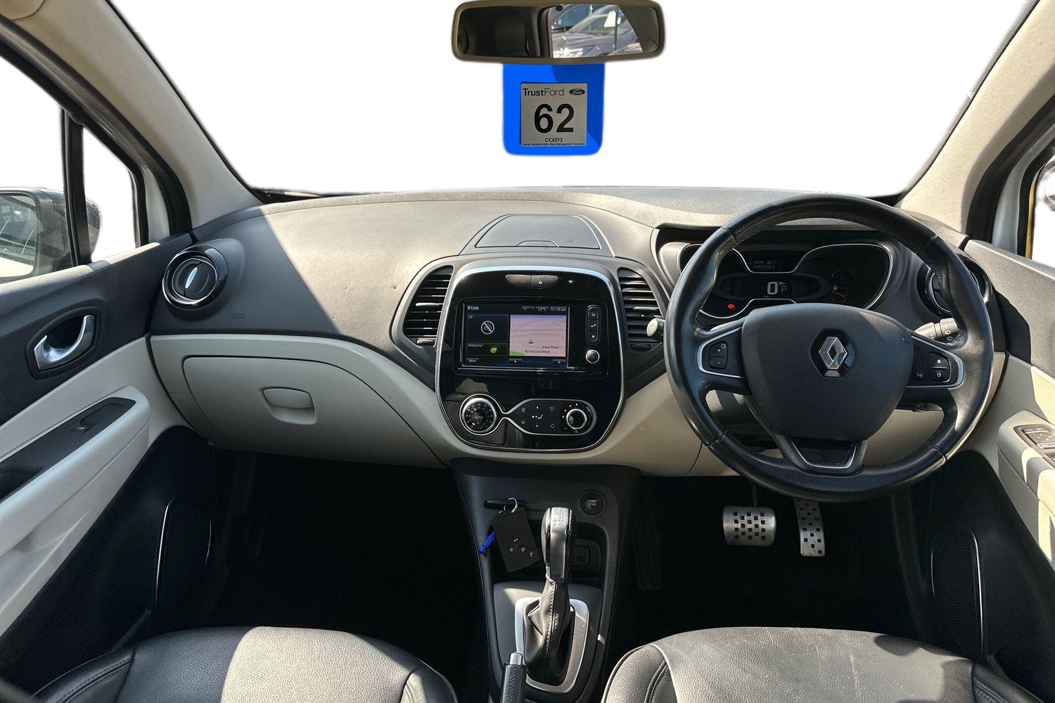 Renault CAPTUR Photo 9