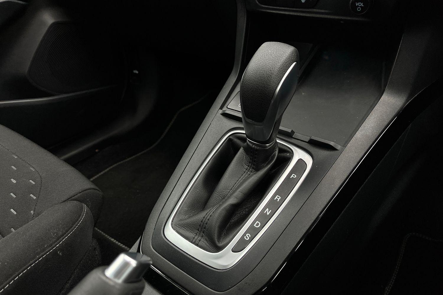 Ford PUMA Photo 34