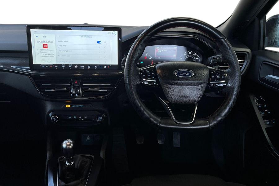 Ford FOCUS Photo autoimg-3f24f23a61b3c4bf4001860da42634fce6a61773.jpg
