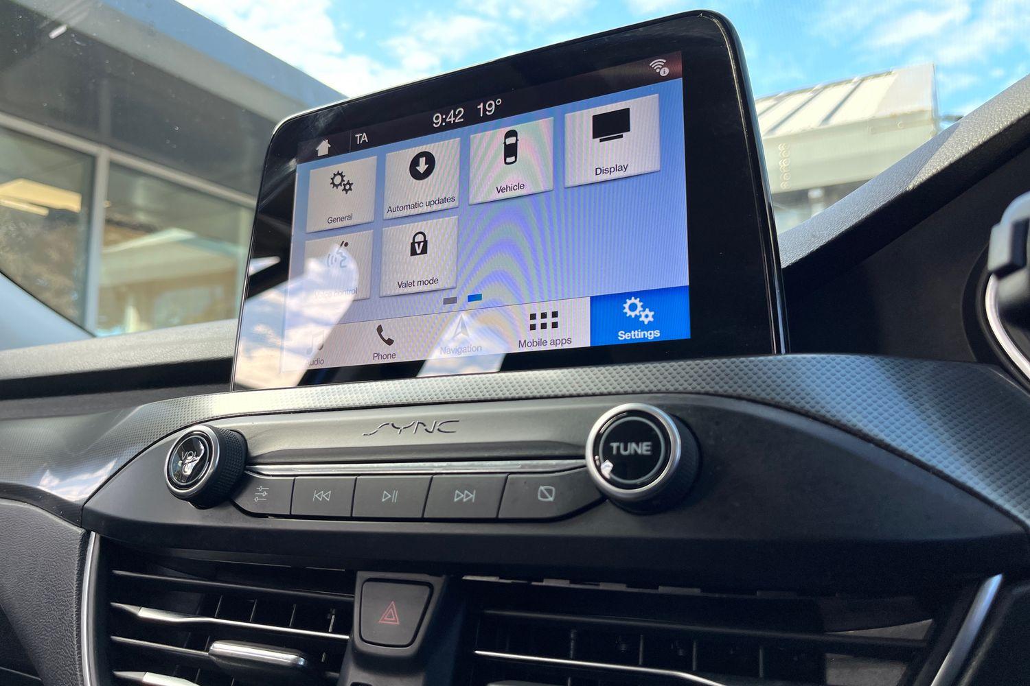 Ford FOCUS Photo 29