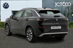 VOLKSWAGEN T-Roc Photo 3