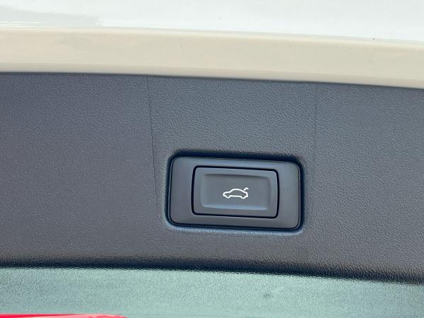 Audi Q4 e-tron Photo autoimg-3f2a9cd718e094e389f09d1be122173aeb165c60.jpg