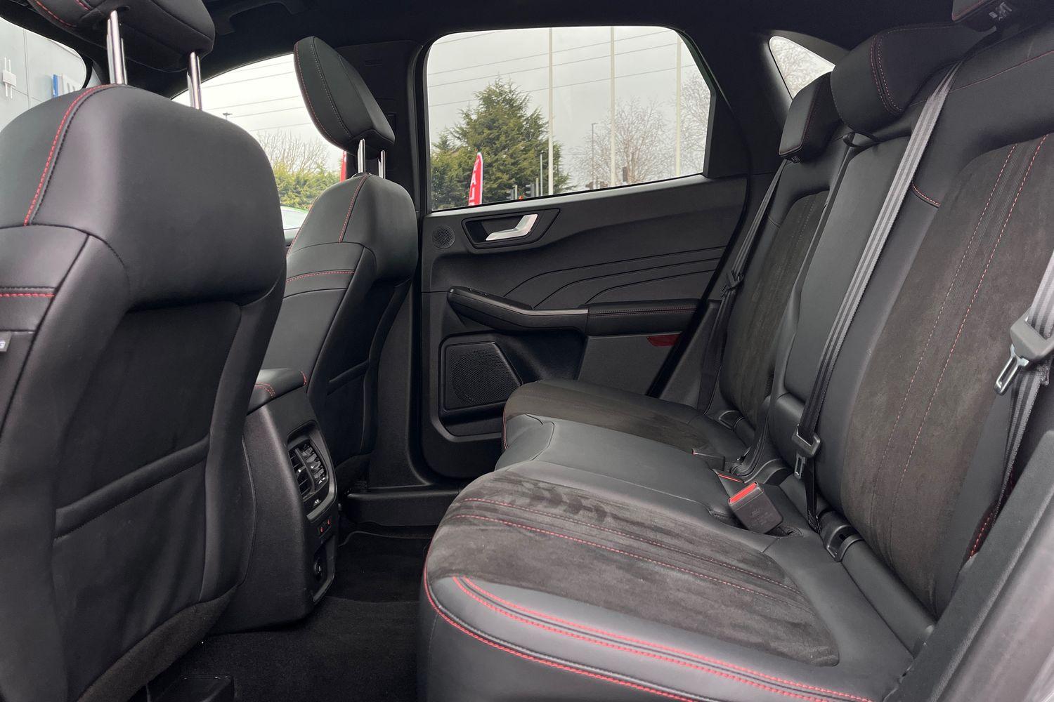 Ford KUGA Photo 19