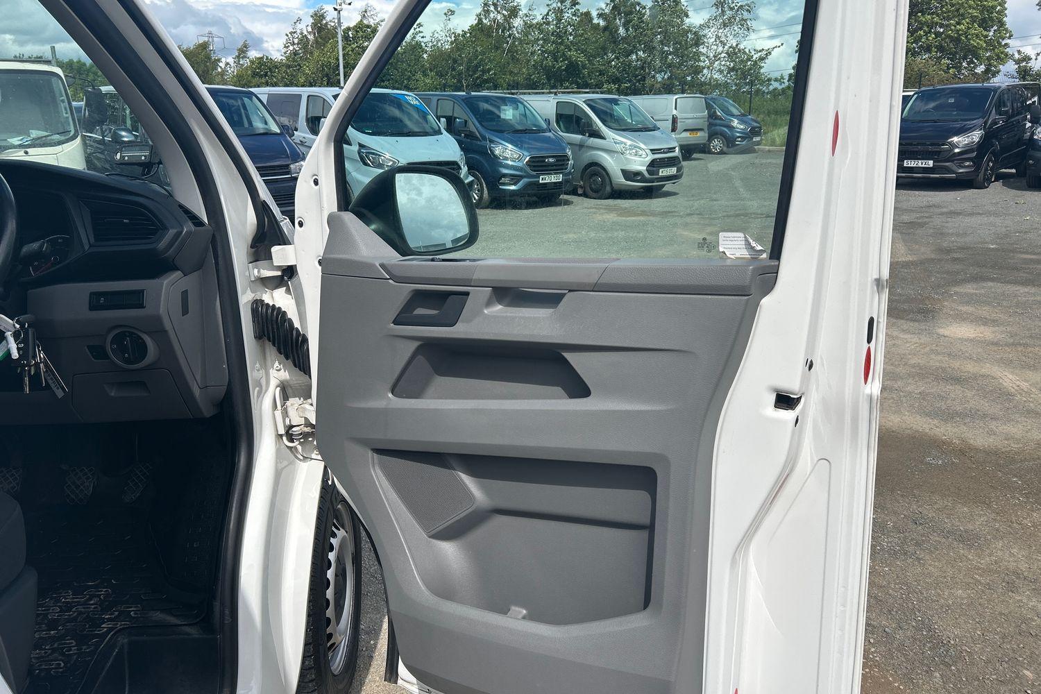 Volkswagen TRANSPORTER Photo 40