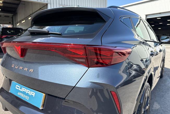 CUPRA Formentor Photo 18
