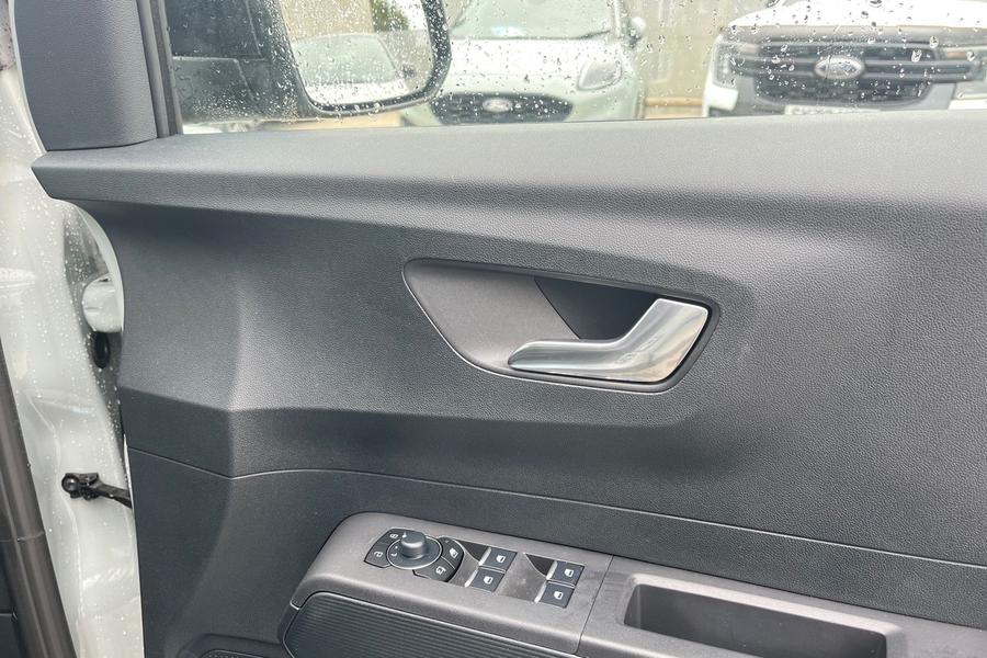 Ford E-Tourneo Courier Photo autoimg-3f362ad164fbb3546bbafb1cd68f53d8784f9ff8.jpg