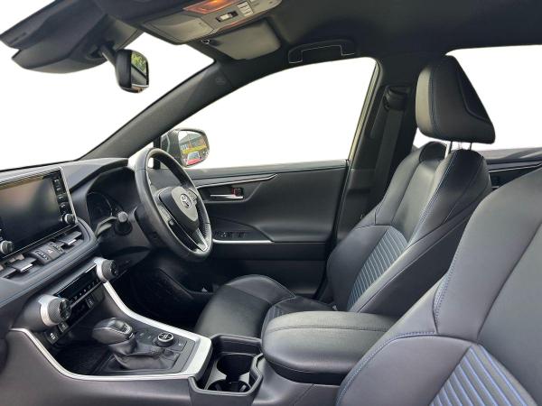 Toyota RAV4 Photo autoimg-3f398a6f212c4ee33eacba566397f94d946f5f4e.jpg