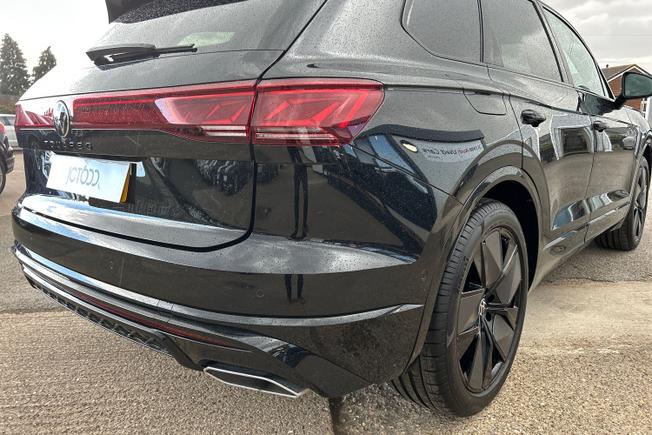 VOLKSWAGEN Touareg Photo 32