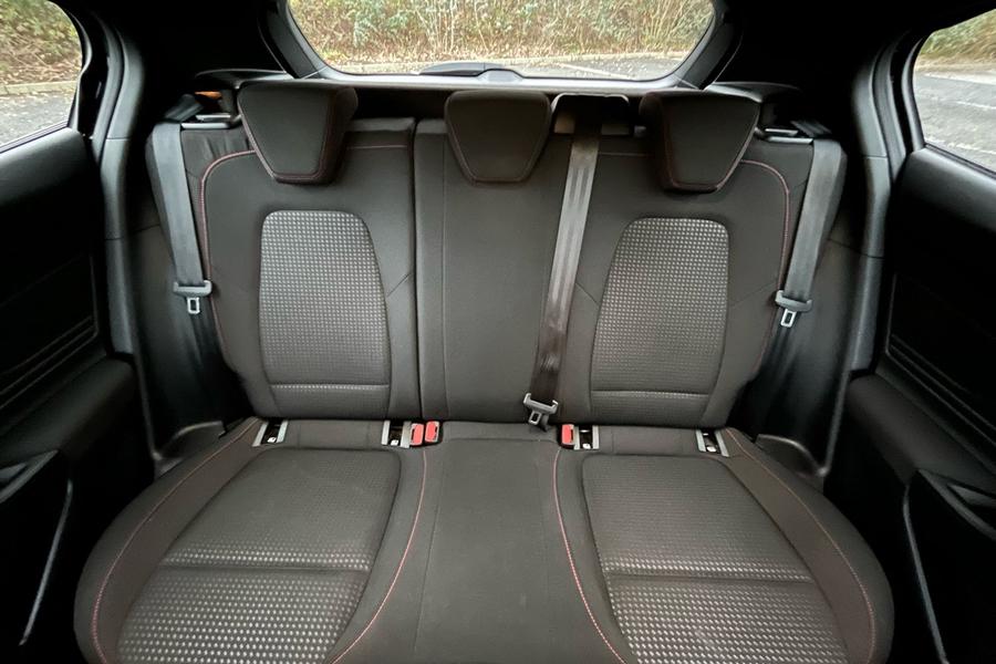 Ford FOCUS Photo autoimg-3f3f9050b3baa2e4eabe78e81d833ee4e9d41d32.jpg