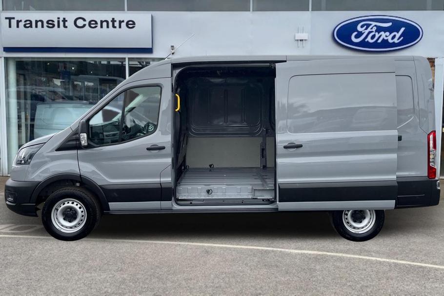 Used Ford E-TRANSIT 6