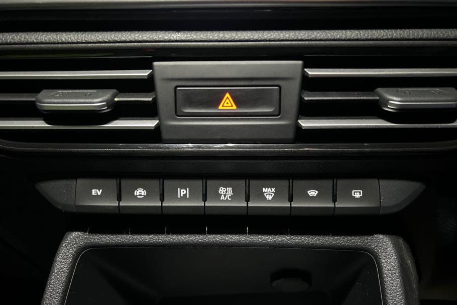 Used Ford TRANSIT CONNECT WN25HJE 39