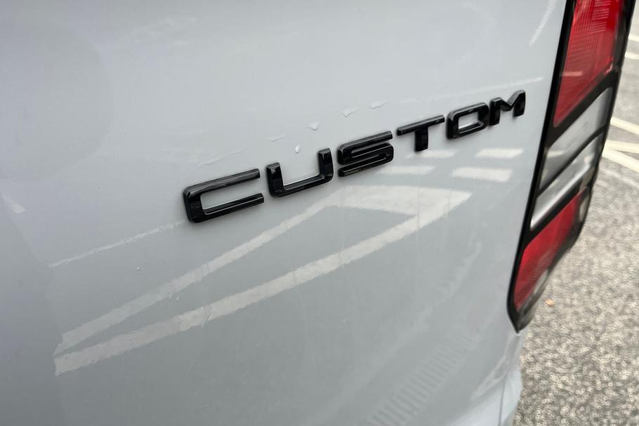 Used Ford TRANSIT CUSTOM YO25URE 20