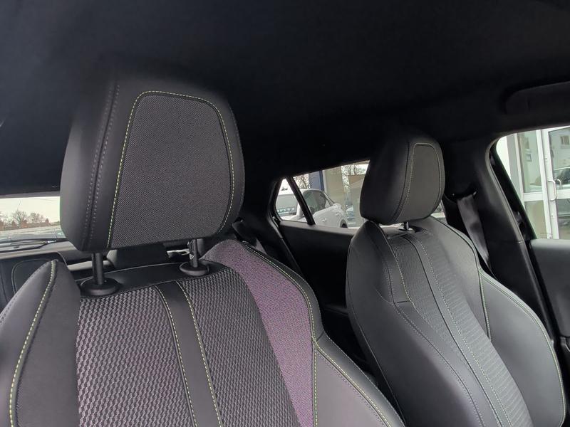 Used Peugeot 2008 KO74ZJV 35