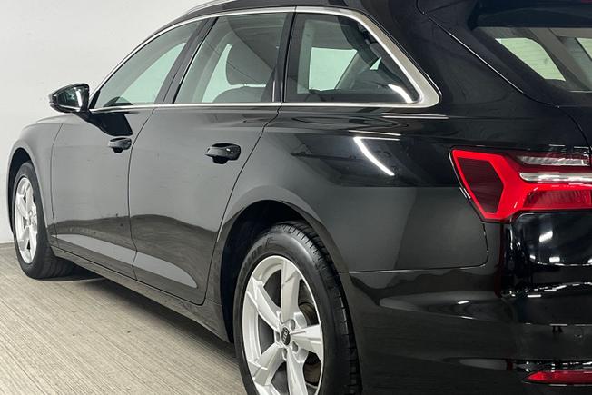 AUDI A6 Avant Photo 33