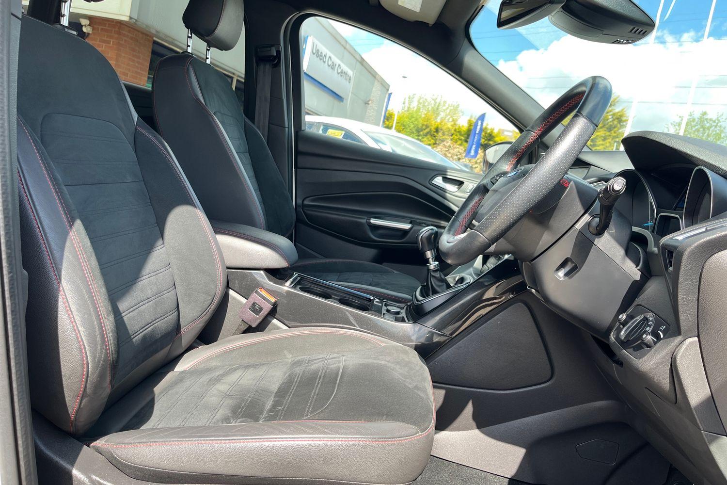 Ford Kuga Photo 16