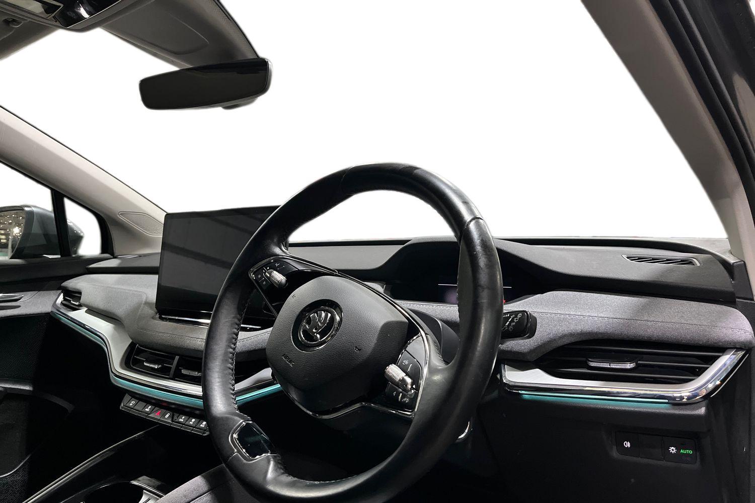 Skoda ENYAQ Photo 8