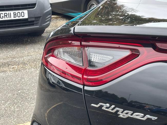 Kia Stinger Photo 18
