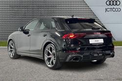 AUDI RSQ8 Photo 3