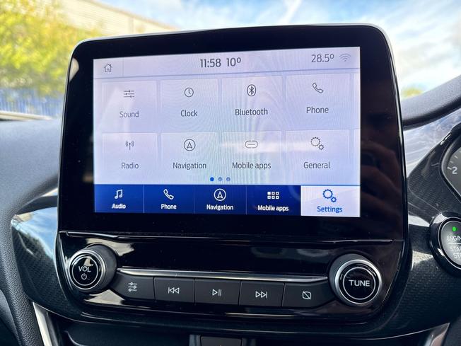 FORD Fiesta Photo 39