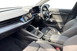 Audi A3 Photo 2