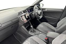 VOLKSWAGEN Tiguan Allspace Photo 2