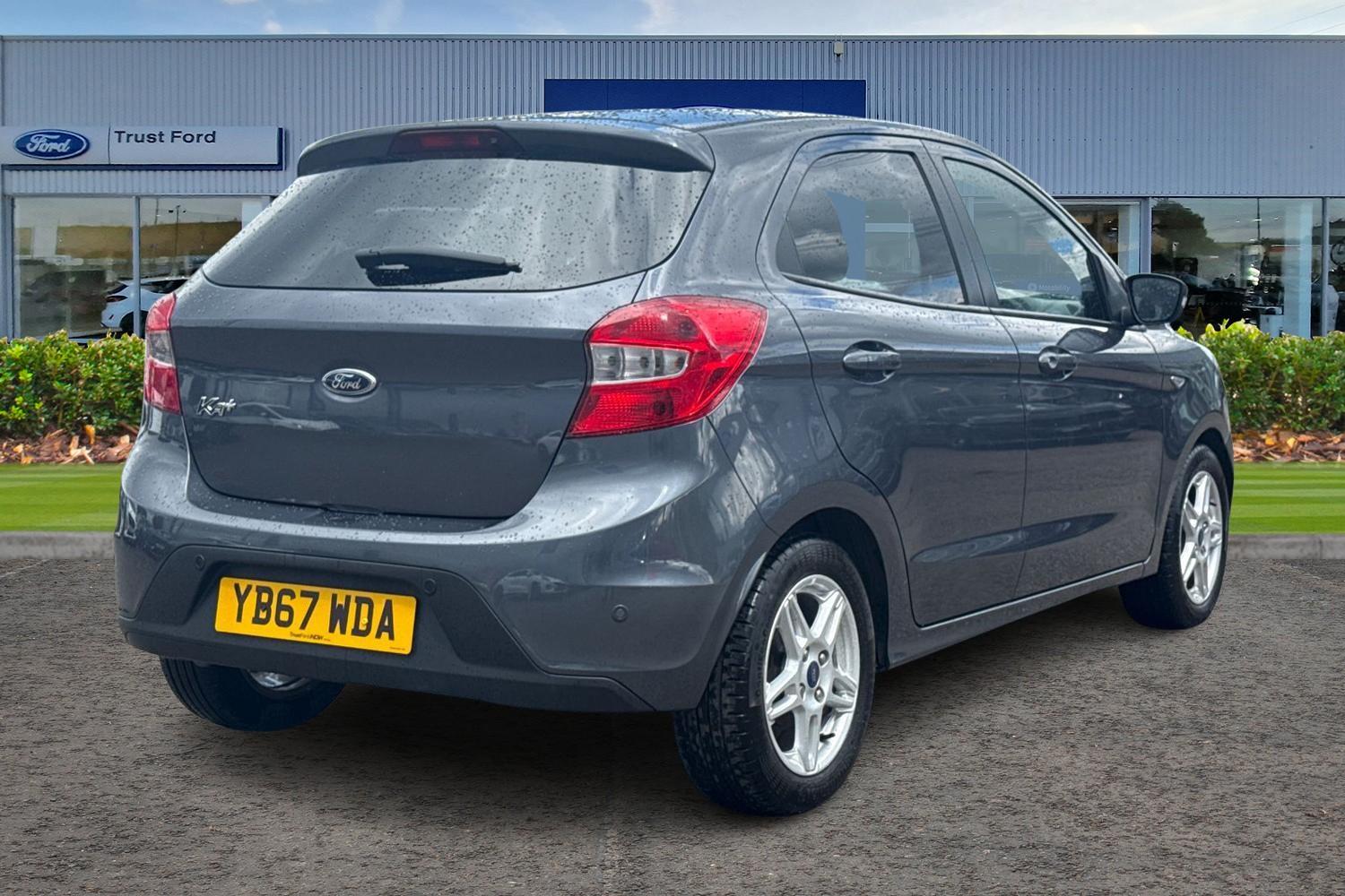 Ford KA+ Photo 3