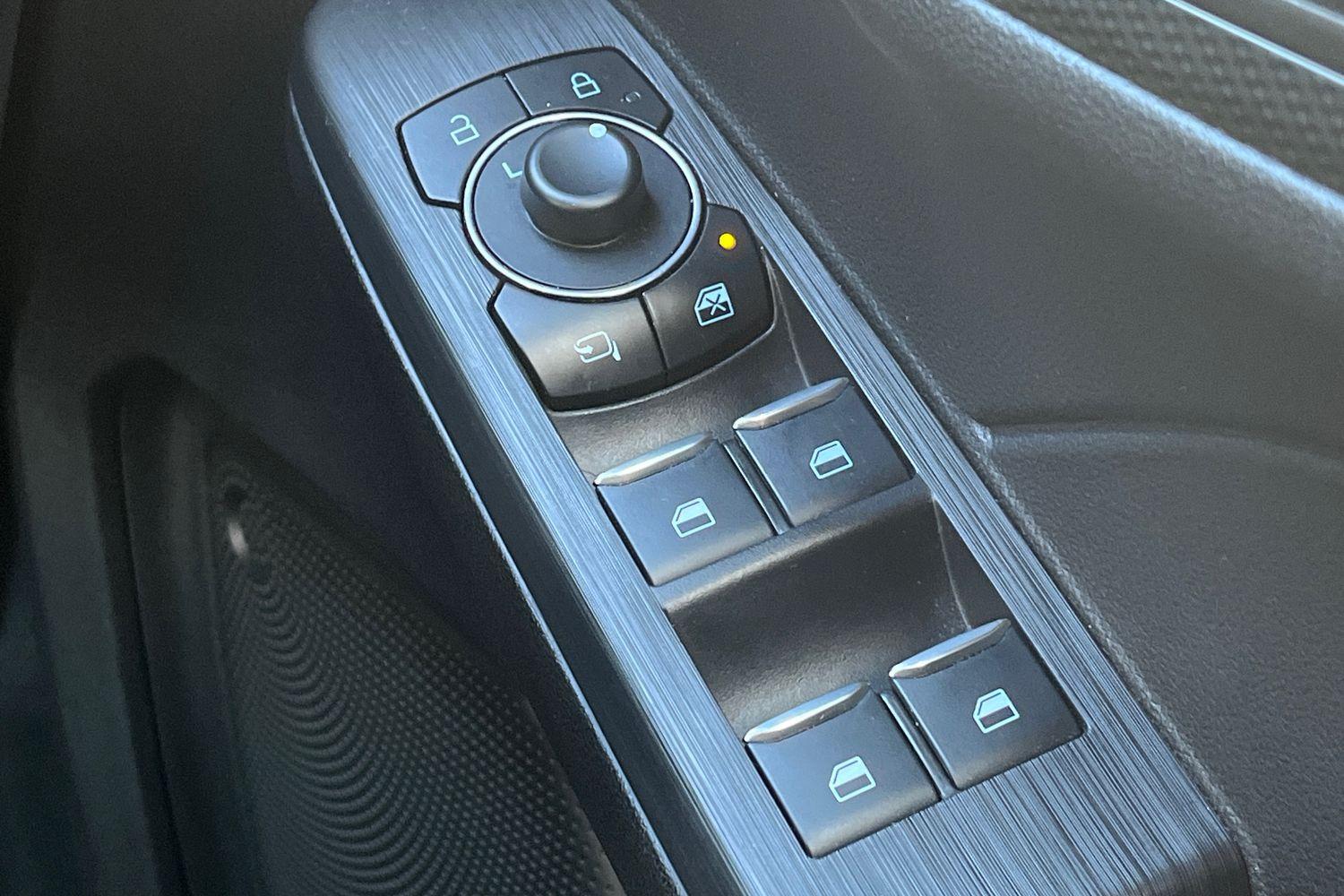 Ford KUGA Photo 15