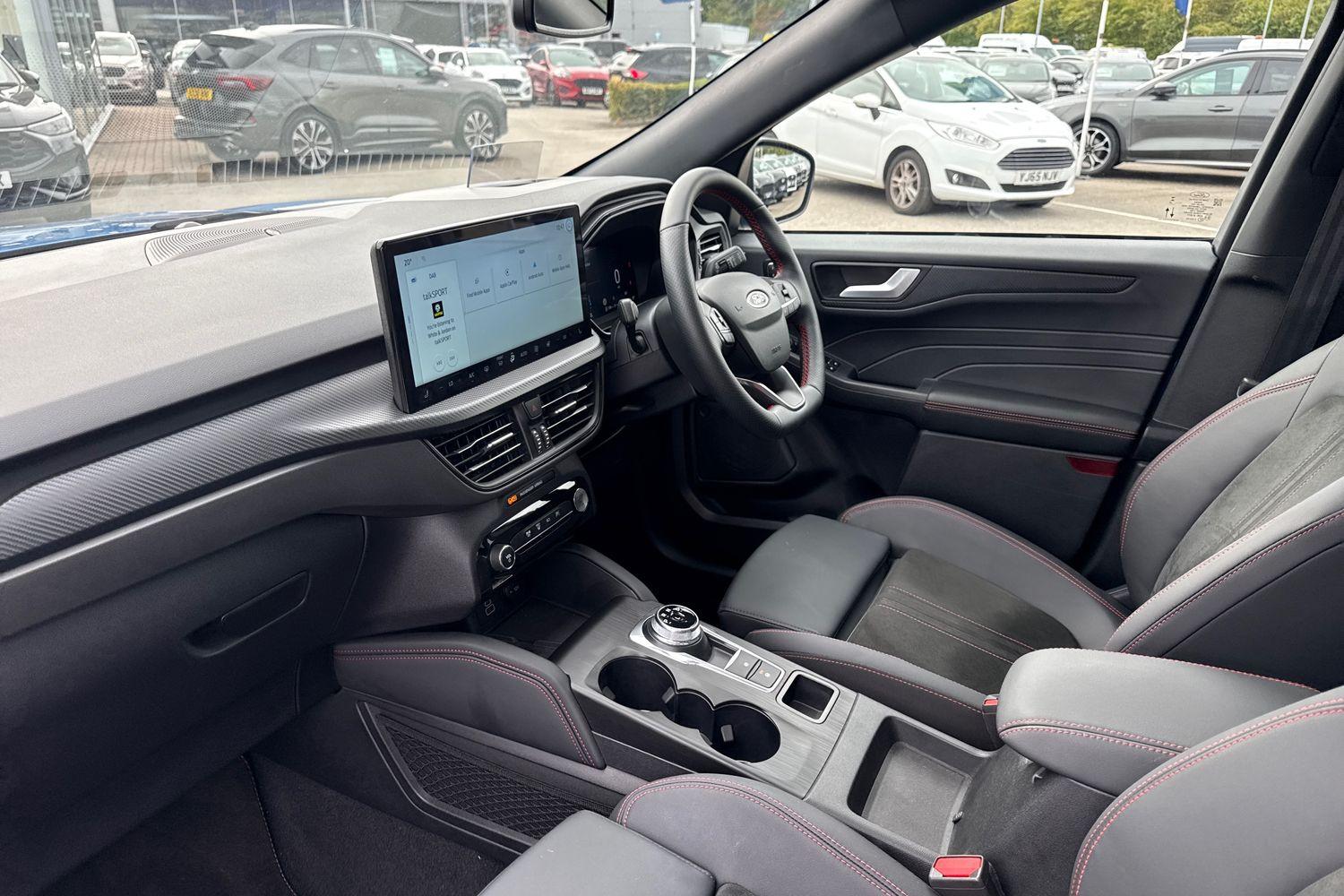 Ford KUGA Photo 17