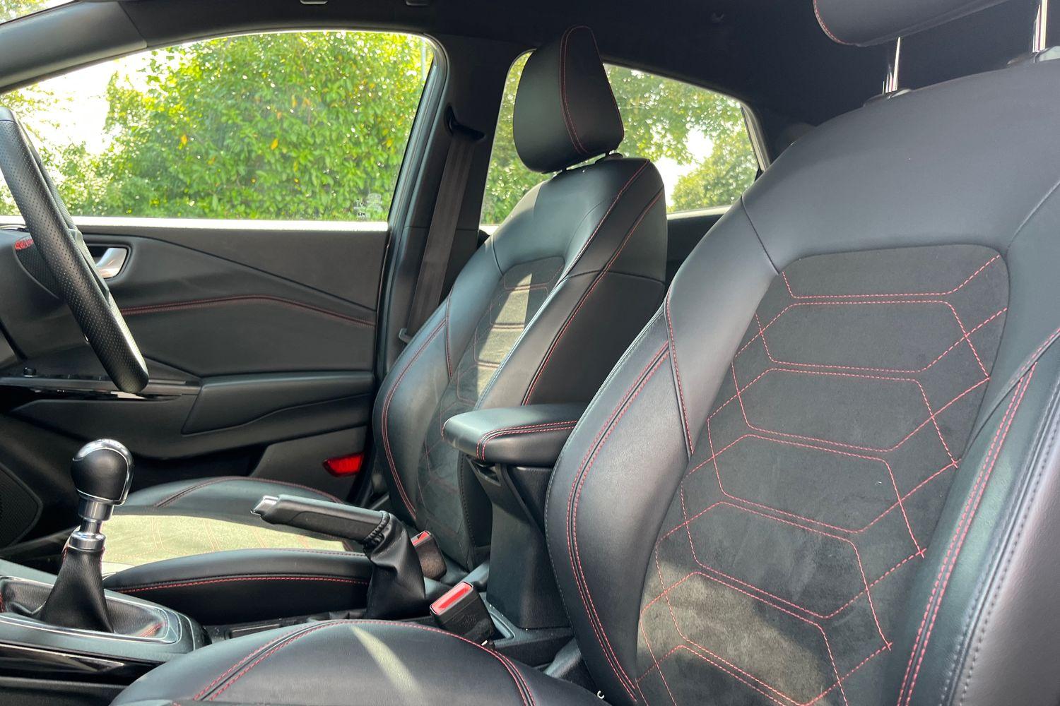 Ford PUMA Photo 18
