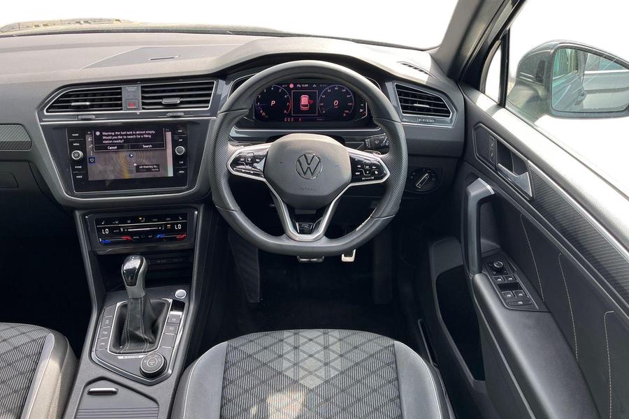 Volkswagen TIGUAN Photo autoimg-3f6d60571c1db1f1fb93fa1598e3078f521afab2.jpg