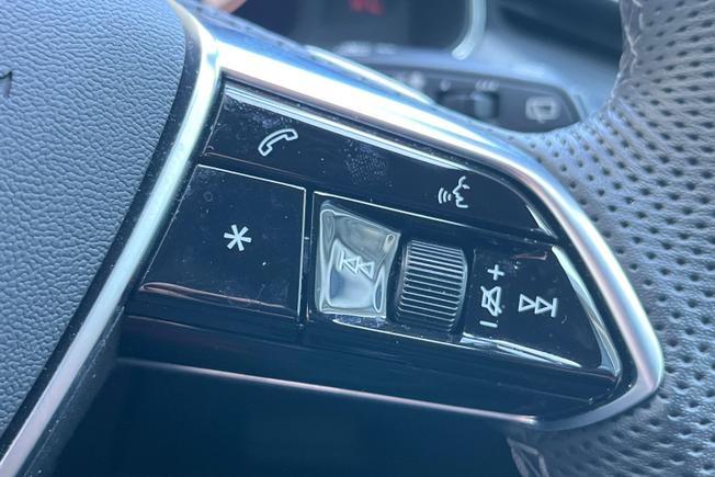 AUDI A6 Avant Photo 17