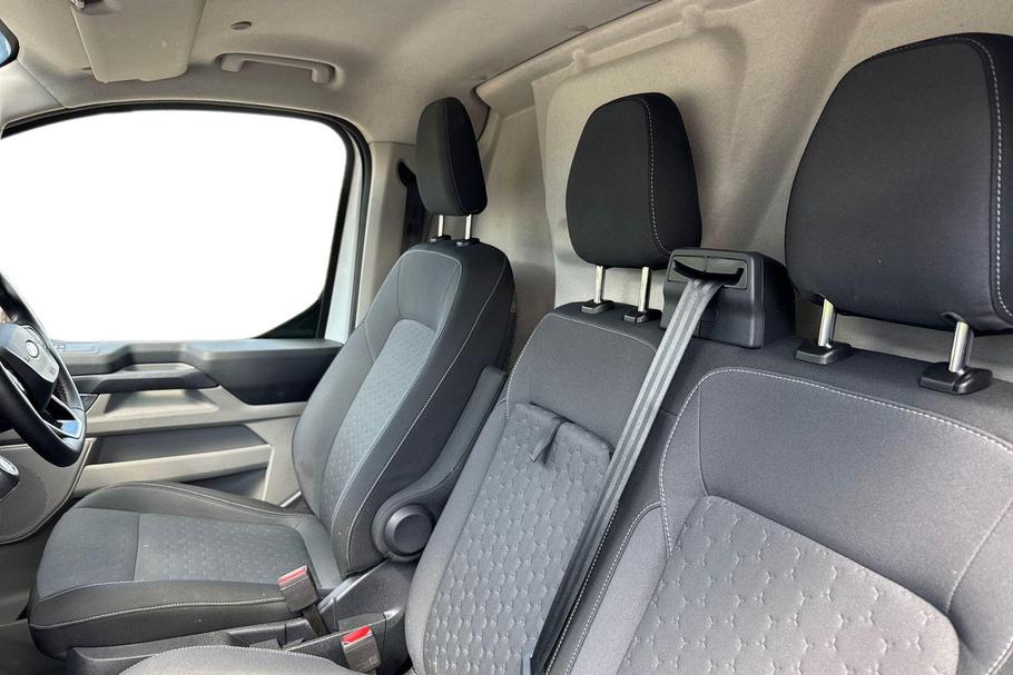 Used Ford TRANSIT CUSTOM FY25RXP 11