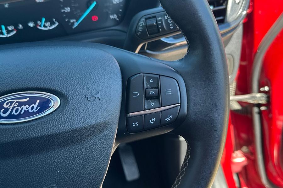 Ford PUMA Photo autoimg-3f762383096bc47ba2c327cd62d555ed6252cad9.jpg