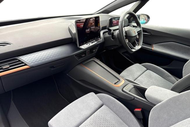 CUPRA Born Photo 2