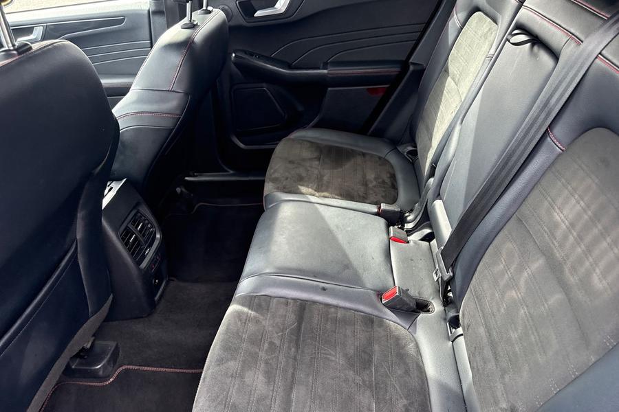 Ford KUGA Photo autoimg-3f7c332952706e32a85447dd9621a590ad88527f.jpg
