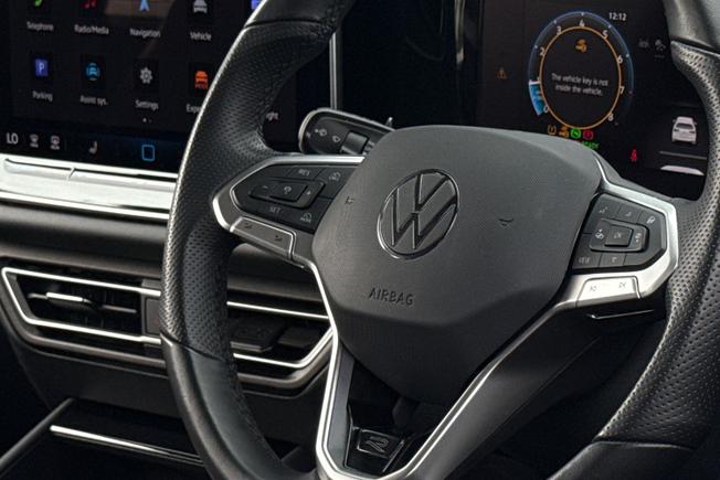 VOLKSWAGEN Tiguan Photo 39