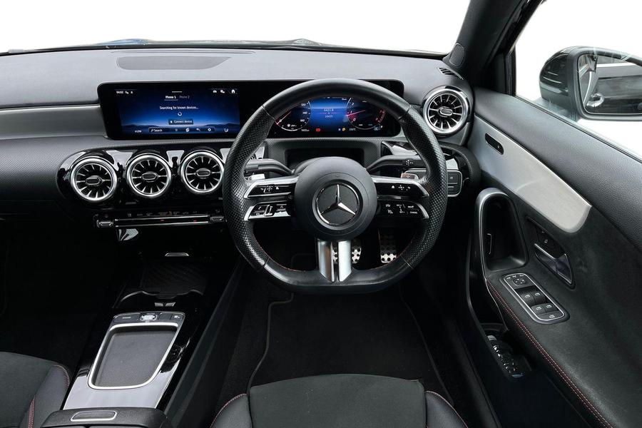 Mercedes-Benz A Class Photo autoimg-3f7f436d2ee062cd4bd8c49545e0433fecfe2991.jpg